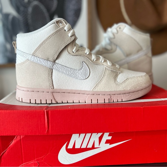 ⚡️Nike Dunk High Retro EMB sneakers⚡️ - Picture 2 of 5